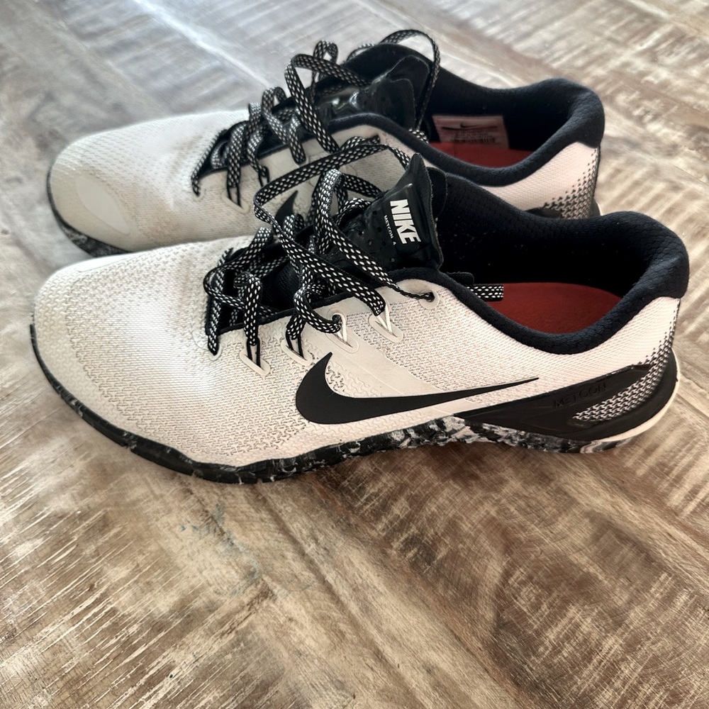 Men’s Nike Metcon shoe